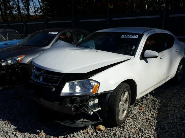 1C3CDZCB3DN681657 - 2013 DODGE AVENGER WHITE photo 2