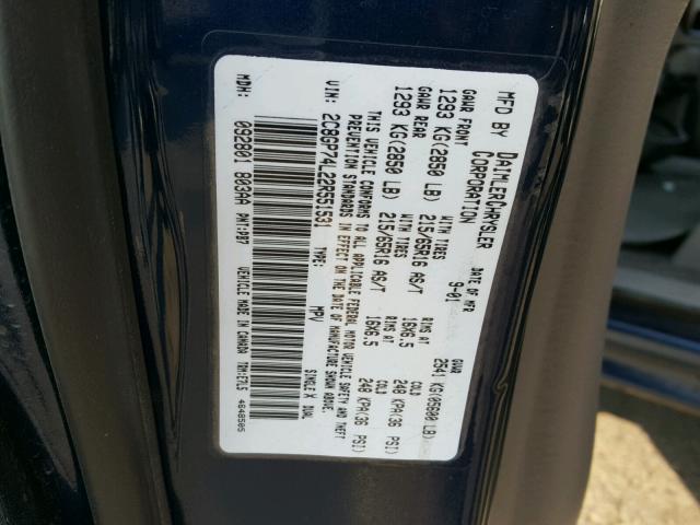 2C8GP74L22R551531 - 2002 CHRYSLER TOWN & COU Mavi foto 10