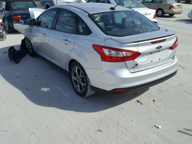 1FADP3F29DL211909 - 2013 FORD FOCUS SILVER photo 3