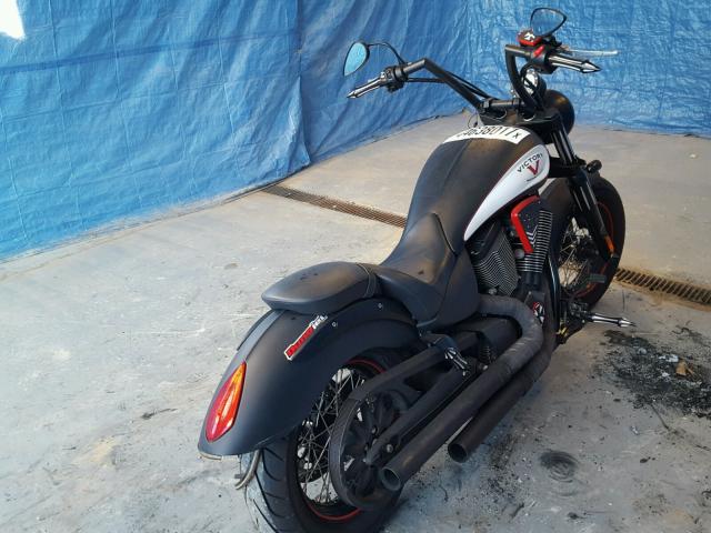 5VPWB36N7C3007993 - 2012 VICTORY MOTORCYCLES HIGH-BALL შავი ფოტო 4