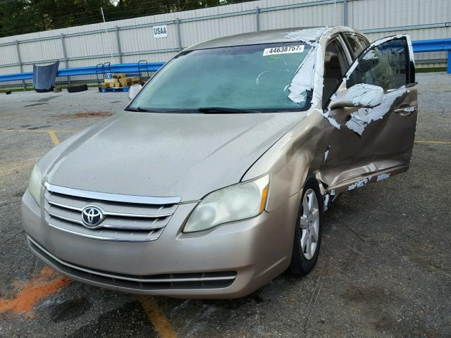 4T1BK36B35U003211 - 2005 TOYOTA AVALON XL BEIGE photo 2