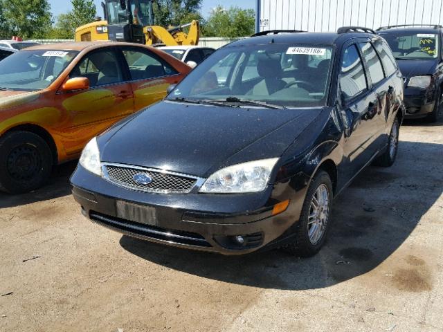 1FAFP36N15W221286 - 2005 FORD FOCUS ZXW BLACK photo 2