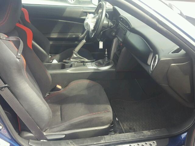 JF1ZNAA19E9700596 - 2014 TOYOTA SCION FR-S BLUE photo 5