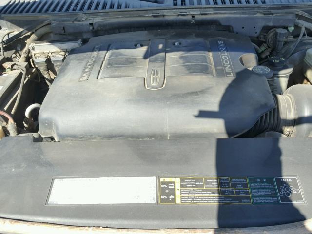 5LMFU27R13LJ36843 - 2003 LINCOLN NAVIGATOR Blau Foto 7