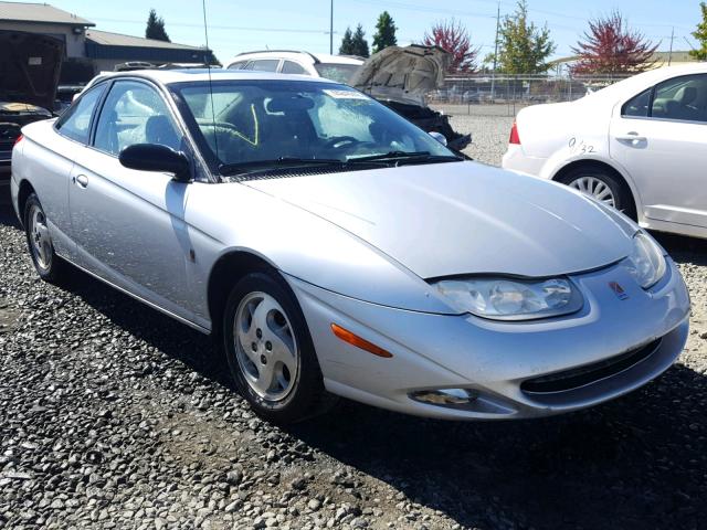 1G8ZY14782Z126614 - 2002 SATURN SC2 SILVER photo 1
