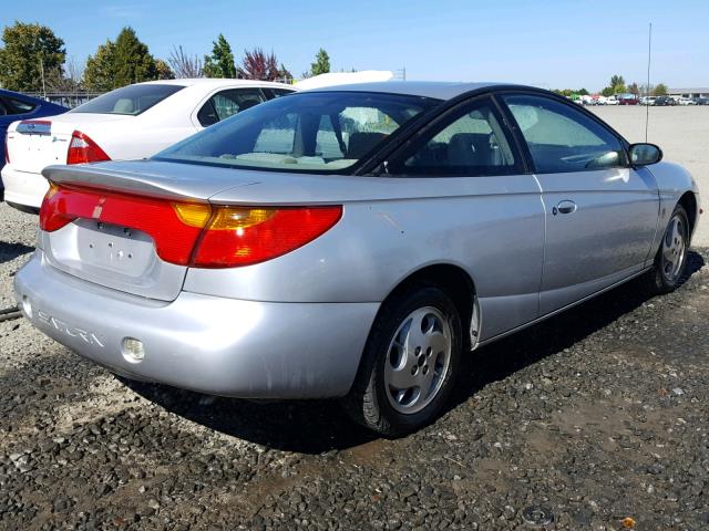1G8ZY14782Z126614 - 2002 SATURN SC2 SILVER photo 4