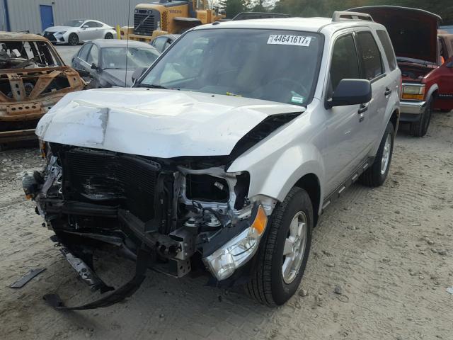 1FMCU9D75BKA90598 - 2011 FORD ESCAPE XLT GRAY photo 2