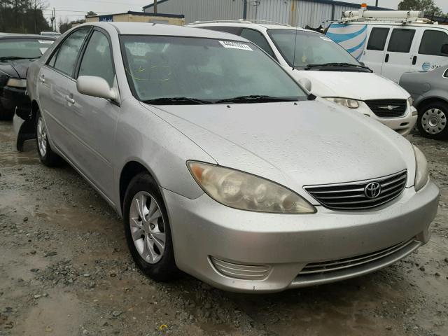 4T1BF32KX5U103283 - 2005 TOYOTA CAMRY LE GRAY photo 1