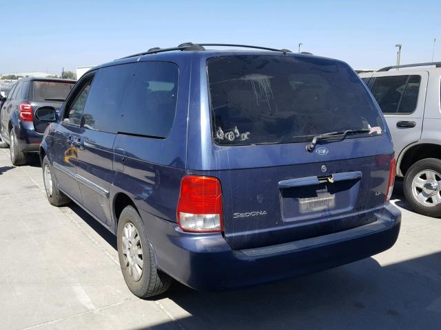 KNDUP131X26326279 - 2002 KIA SEDONA EX BLUE photo 3