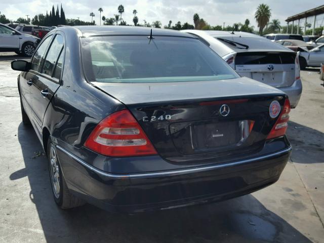 WDBRF61J02F242270 - 2002 MERCEDES-BENZ C BLACK photo 3