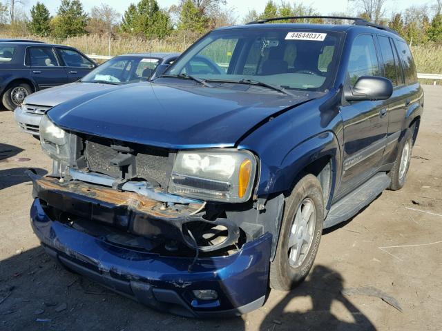 1GNDT13SX22279595 - 2002 CHEVROLET TRAILBLAZE BLUE photo 2