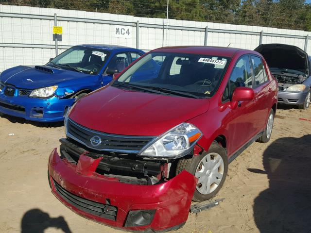 3N1BC1AP5BL432190 - 2011 NISSAN VERSA S RED photo 2