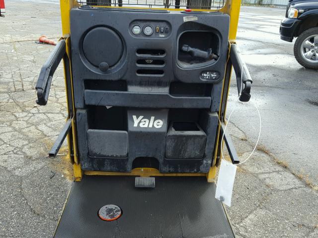 502135201 - 2003 YALE FORK TRUCK YELLOW photo 6