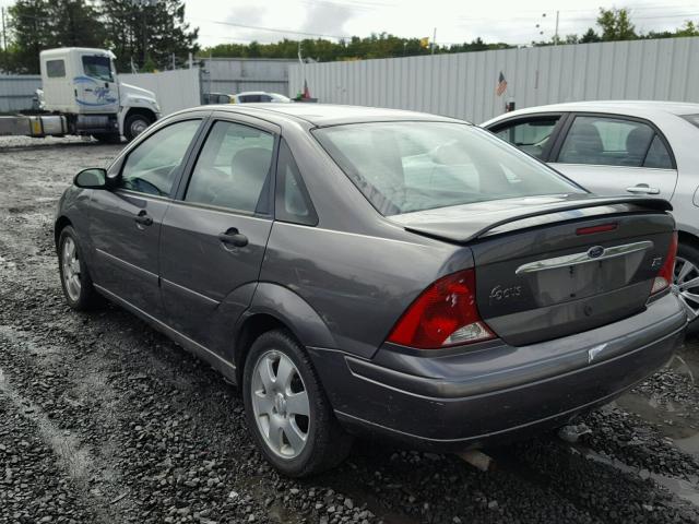 1FAFP38352W194116 - 2002 FORD FOCUS ZTS GRAY photo 3