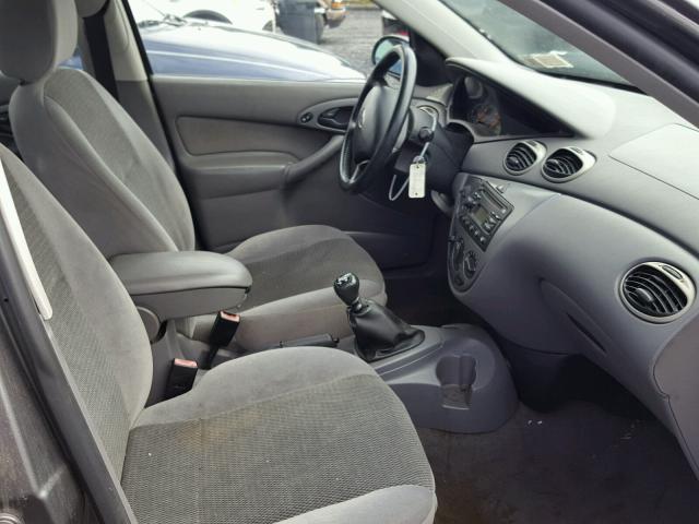 1FAFP38352W194116 - 2002 FORD FOCUS ZTS GRAY photo 5