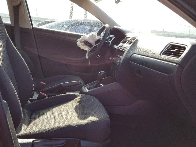 3VW2K7AJ7CM305058 - 2012 VOLKSWAGEN JETTA BASE 黑色 照片 5