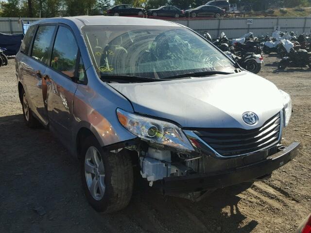 5TDZZ3DC1HS771854 - 2017 TOYOTA SIENNA BAS GRAY photo 1