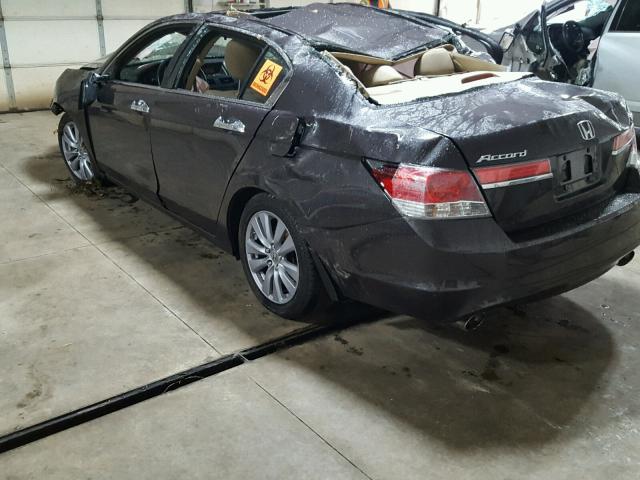 1HGCP3F73BA006517 - 2011 HONDA ACCORD GRAY photo 3