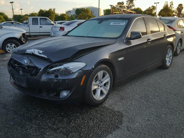 WBAXG5C59DDY36366 - 2013 BMW 528 I GRAY photo 2