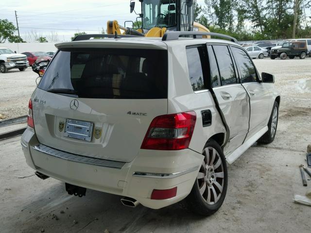 WDCGG8HB6AF390321 - 2010 MERCEDES-BENZ GLK 350 4M WHITE photo 4