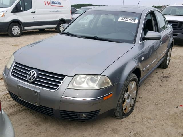 WVWRH63B63E088172 - 2003 VOLKSWAGEN PASSAT GLX GRAY photo 2