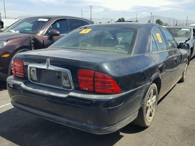 1LNHM86S62Y631902 - 2002 LINCOLN LS 黑色 照片 4