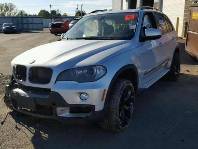 5UXFF0C50ALT76597 - 2010 BMW X5 SILVER photo 2