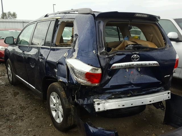 5TDBK3EH1DS275169 - 2013 TOYOTA HIGHLANDER BLUE photo 3