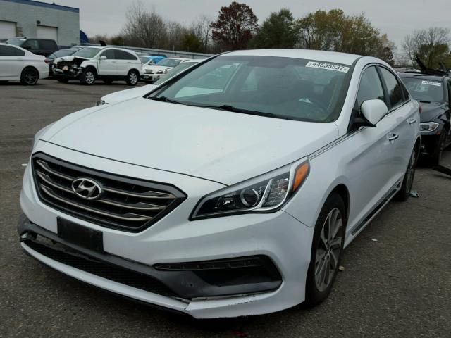 5NPE34AF5FH100422 - 2015 HYUNDAI SONATA WHITE photo 2