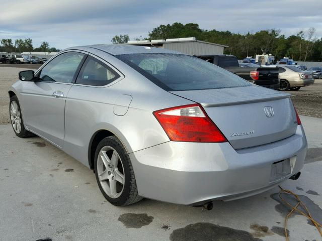 1HGCS228X8A007129 - 2008 HONDA ACCORD SILVER photo 3