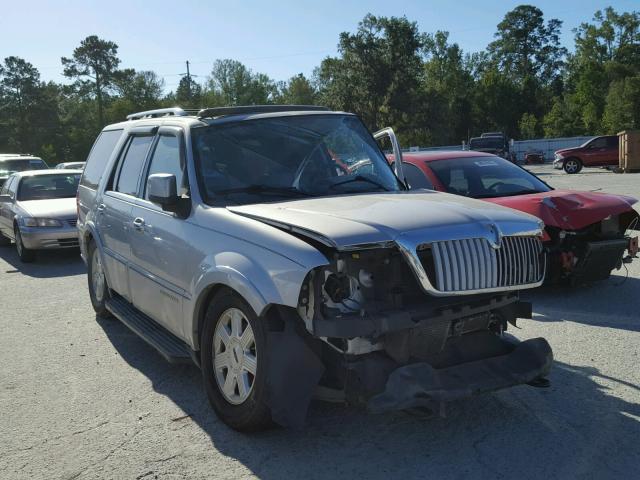 5LMFU27595LJ03394 - 2005 LINCOLN NAVIGATOR SILVER photo 1