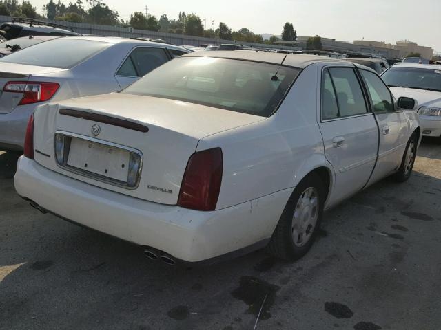 1G6KD54Y32U152217 - 2002 CADILLAC DEVILLE WHITE photo 4