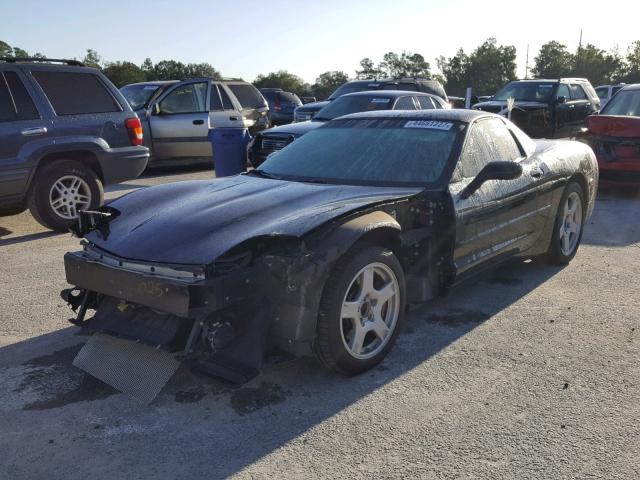 1G1YY22G0W5106115 - 1998 CHEVROLET CORVETTE BLACK photo 2