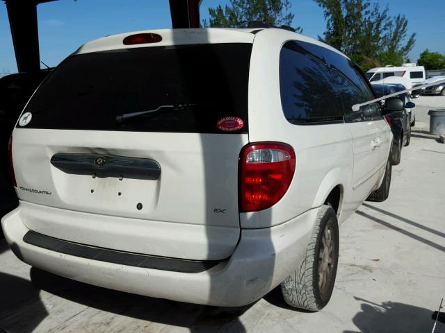 2C4GP74L03R185992 - 2003 CHRYSLER TOWN & COU WHITE photo 4