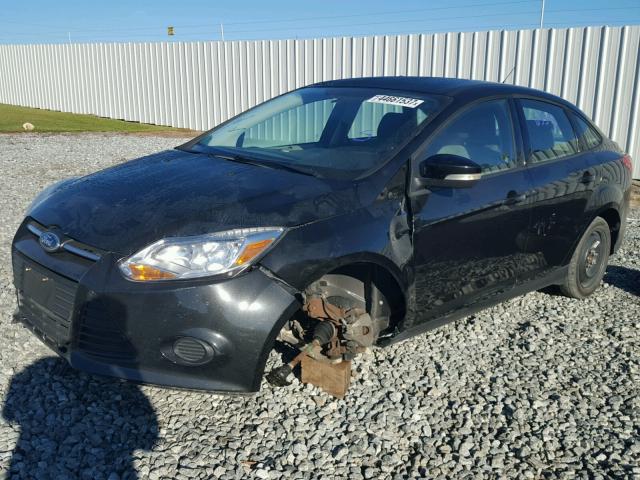 1FADP3F23DL135748 - 2013 FORD FOCUS SE BLACK photo 2