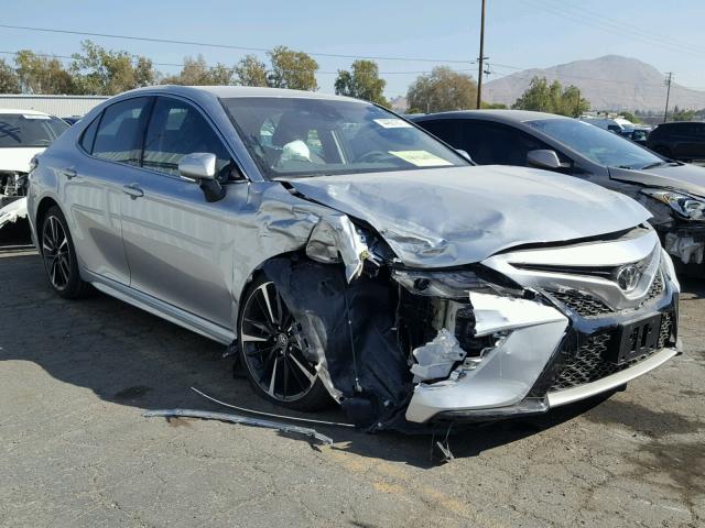 4T1B61HK3JU505541 - 2018 TOYOTA CAMRY XSE SILVER photo 1