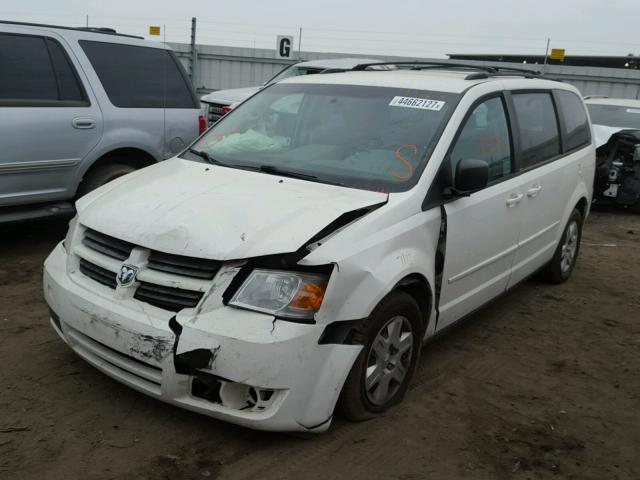 2D4RN4DE6AR190581 - 2010 DODGE GRAND CARA WHITE photo 2