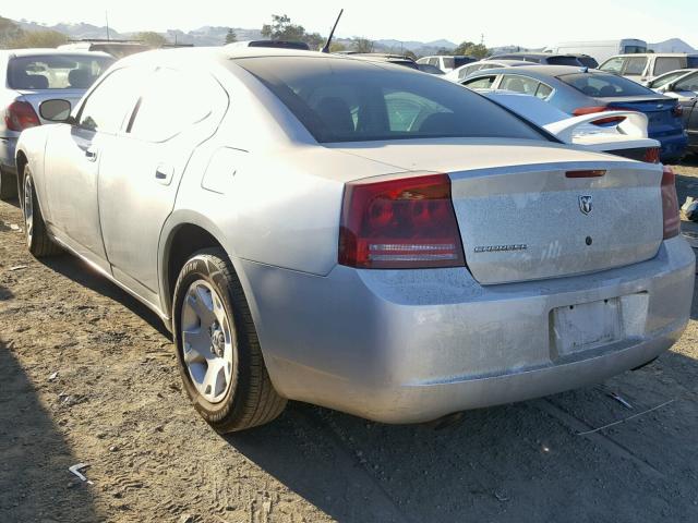 2B3KA43RX8H257344 - 2008 DODGE CHARGER SILVER photo 3