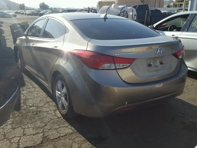 5NPDH4AE9DH318395 - 2013 HYUNDAI ELANTRA GL GRAY photo 3