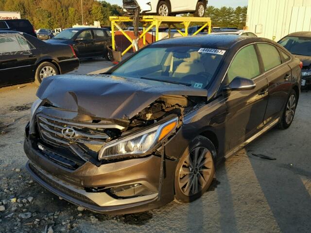 5NPE34AF7FH259426 - 2015 HYUNDAI SONATA SPO BROWN photo 2