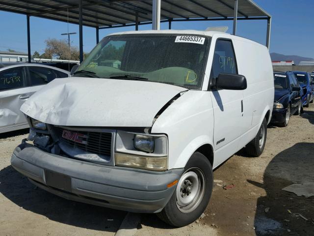 1GTDM19W8YB508932 - 2000 GMC SAFARI XT WHITE photo 2