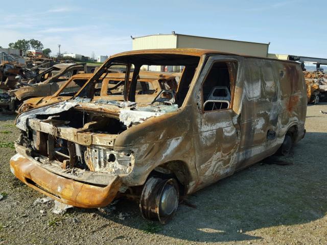 1FTNE24L63HA07032 - 2003 FORD ECONOLINE WHITE photo 2