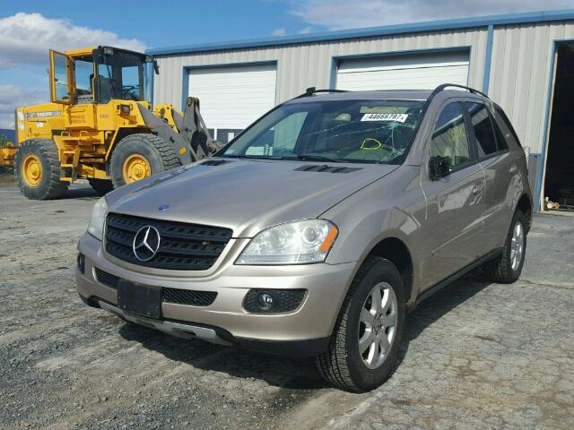 4JGBB86E06A088616 - 2006 MERCEDES-BENZ ML 350 BEIGE photo 2