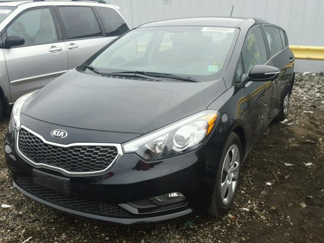 KNAFK5A81G5584599 - 2016 KIA FORTE LX BLACK photo 2