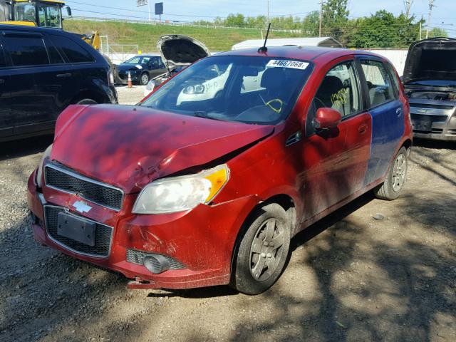 KL1TD66E29B630571 - 2009 CHEVROLET AVEO LS RED photo 2
