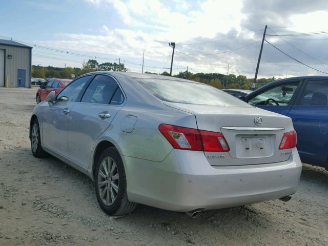 JTHBJ46G882261344 - 2008 LEXUS ES SILVER photo 3