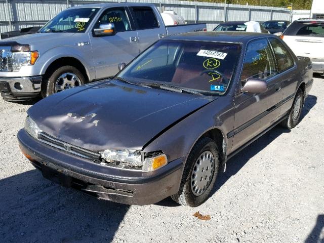 1HGCB7254PA010769 - 1993 HONDA ACCORD LX BROWN photo 2