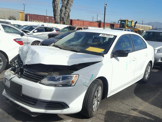 3VW2K7AJ1EM328161 - 2014 VOLKSWAGEN JETTA BASE WHITE photo 2