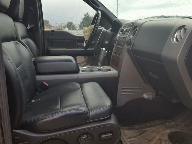 1FTPW14504FA13388 - 2004 FORD F150 SUPER BLACK photo 5