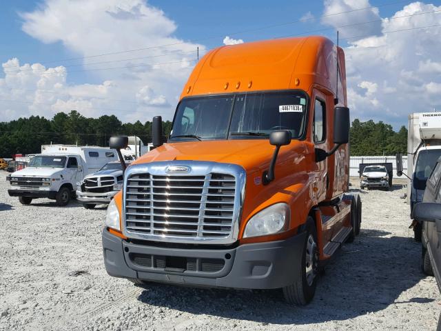 1FUJGLDR1CLBD9140 - 2012 FREIGHTLINER CASCADIA 1 ORANGE photo 2